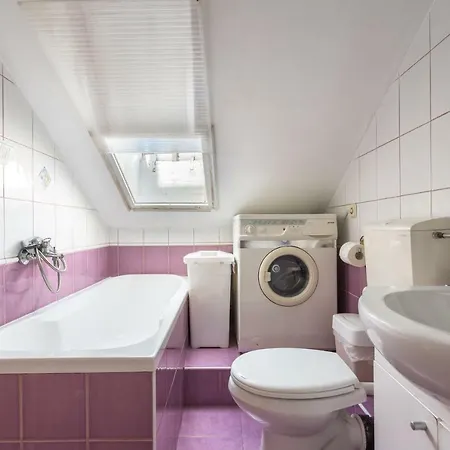 Lives As A Local And Feel Split, 5 Min From Promenada Apartman Split