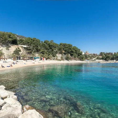Lives As A Local And Feel Split, 5 Min From Promenada Apartman *